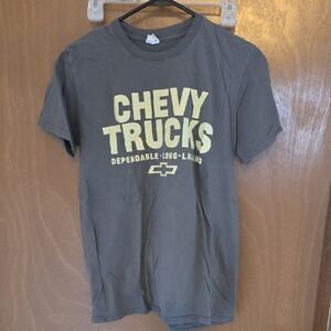 Gildan Gray Short Sleeve Tee with Yellow Chevy Print